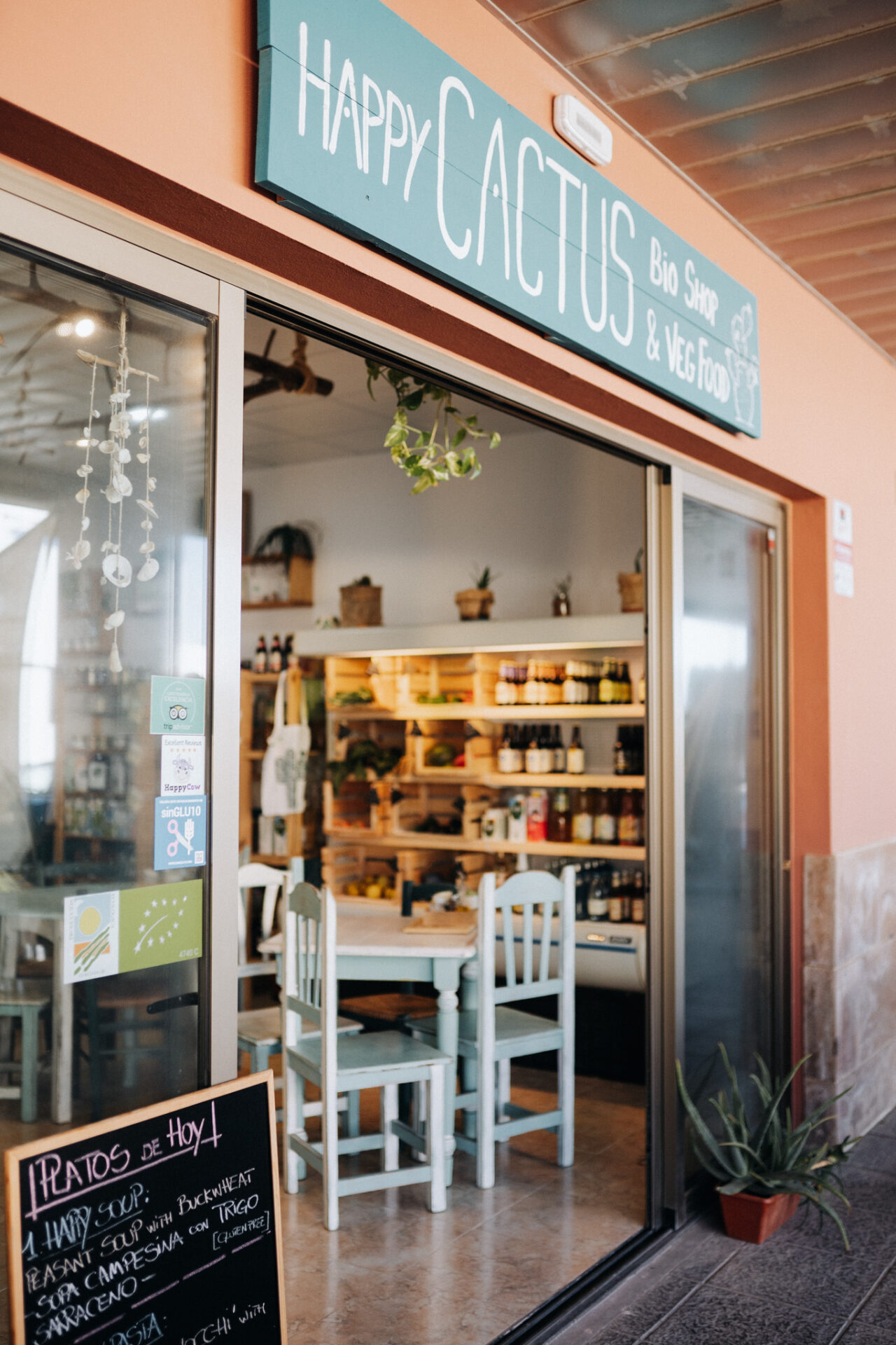Happy Cactus Restaurant, vegan Restaurant, plastic free Shop Fuerteventura