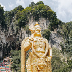 Malaysia Kuala Lumpur Sehenswürdigkeiten in Kuala Lumpur Batu Caves Statue Tempelanlage