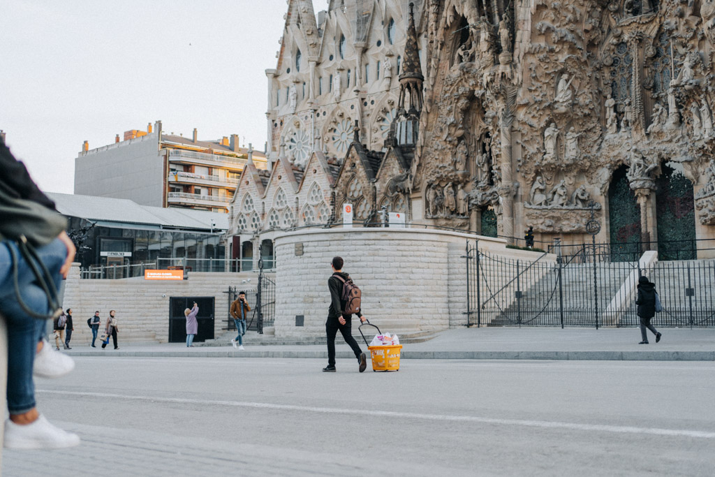 Reisetipps für Barcelona ist der Besuch in oder vor der Sehenswürigkeit Sagrada Familia