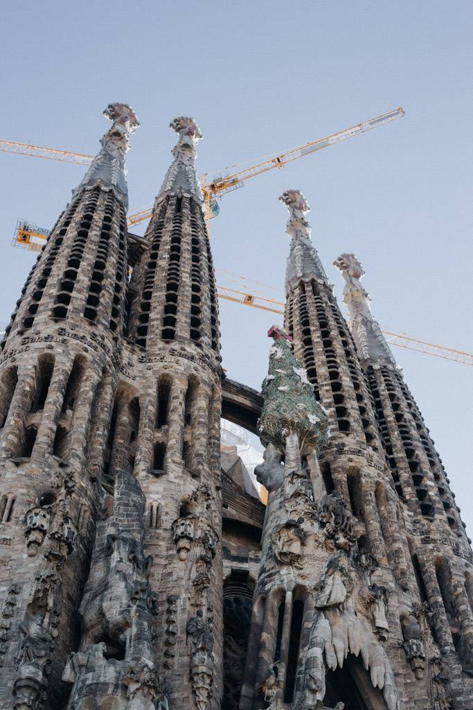 Reisetipps für Barcelona ist der Besuch in der berühmten Sagrada Familia