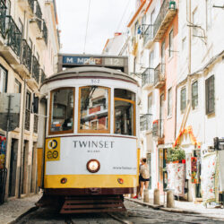 Lissabon Tram Berühmt Ausflugsziele Sehenswürdigkeiten