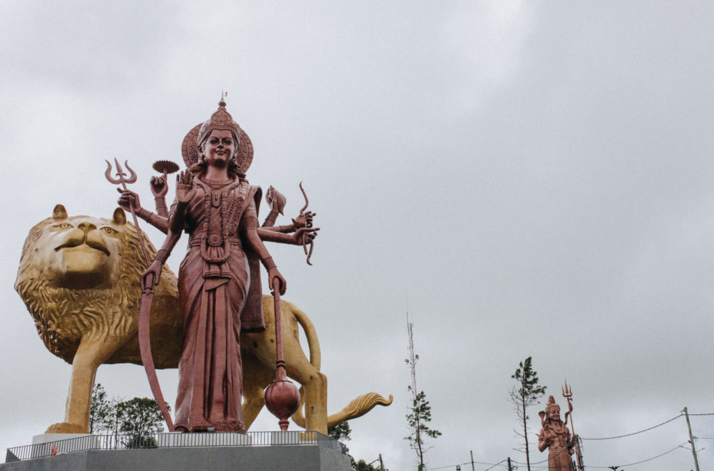 Shiva-Statue am Grand Bassin, heiligster Hindu-See von Mauritius
