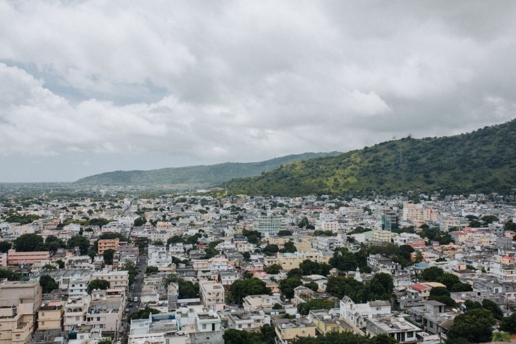 Ausblick von der Zitadelle Fort Adelaide in Mauritius auf Port Louis