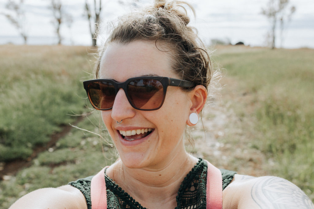 Alleinreisende Frau mit Backpack auf Mauritius – Lisa Ludwig unterwegs