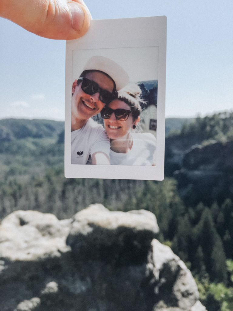 Polaroidbilder auf dem Wanderweg in der Sächsischen Schweiz von der Neumannmühle zum Heringsloch