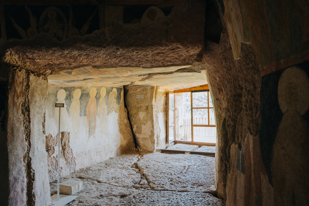 Höhlenkirche in Iwanowo – spirituelles Highlight beim Bulgarien Roadtrip