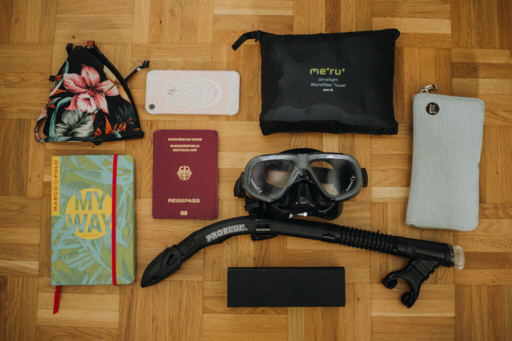 Wichtige weitere Dokumente für die Thailand Packliste wie Visum und Krankenversicherung, Sonnenbrille