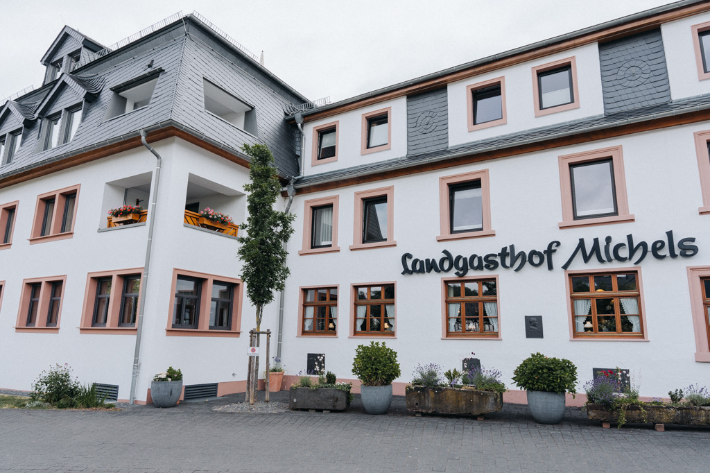 Landgasthof Michels Wohlfühlhotel Schalkenmehren von außen